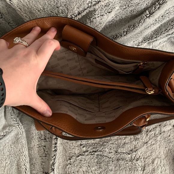 AUTHENTIC Michael Kors purse❤️ - Picture 2 of 3